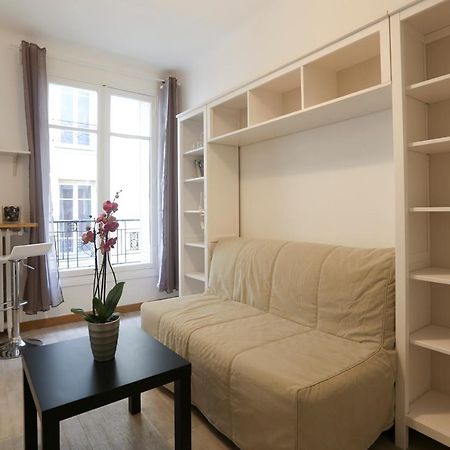 דירות פריז Renovated Studio For 2 חדר תמונה